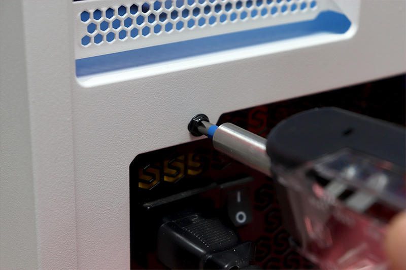 小身材三形态巧用劲 wiha鳄鱼嘴批头17件套体验与日用电器修理指南